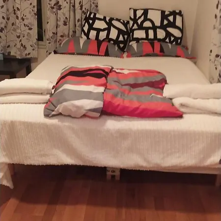 Lejlighed 1-bedroom In Heart Of The *